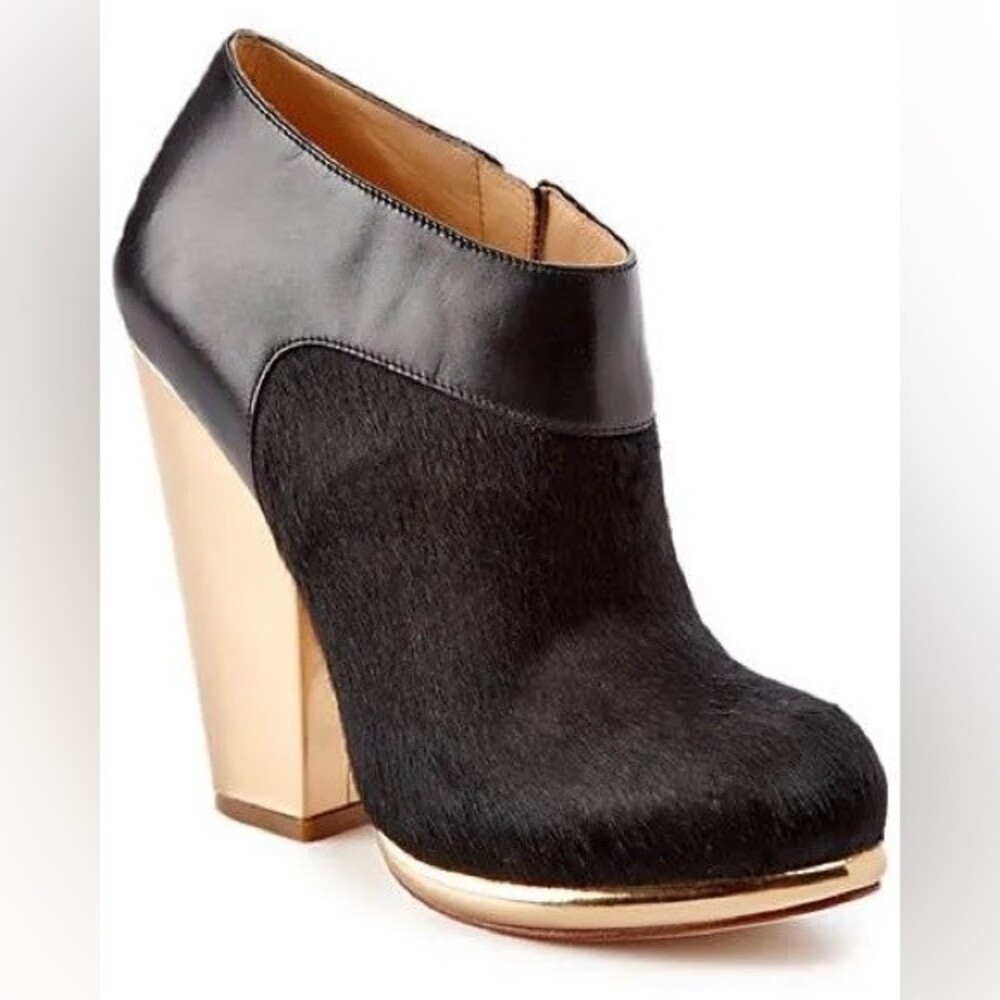 Cole Haan Sophie Bootie Black and Gold Leather and Calf Hair  GUC SZ 7